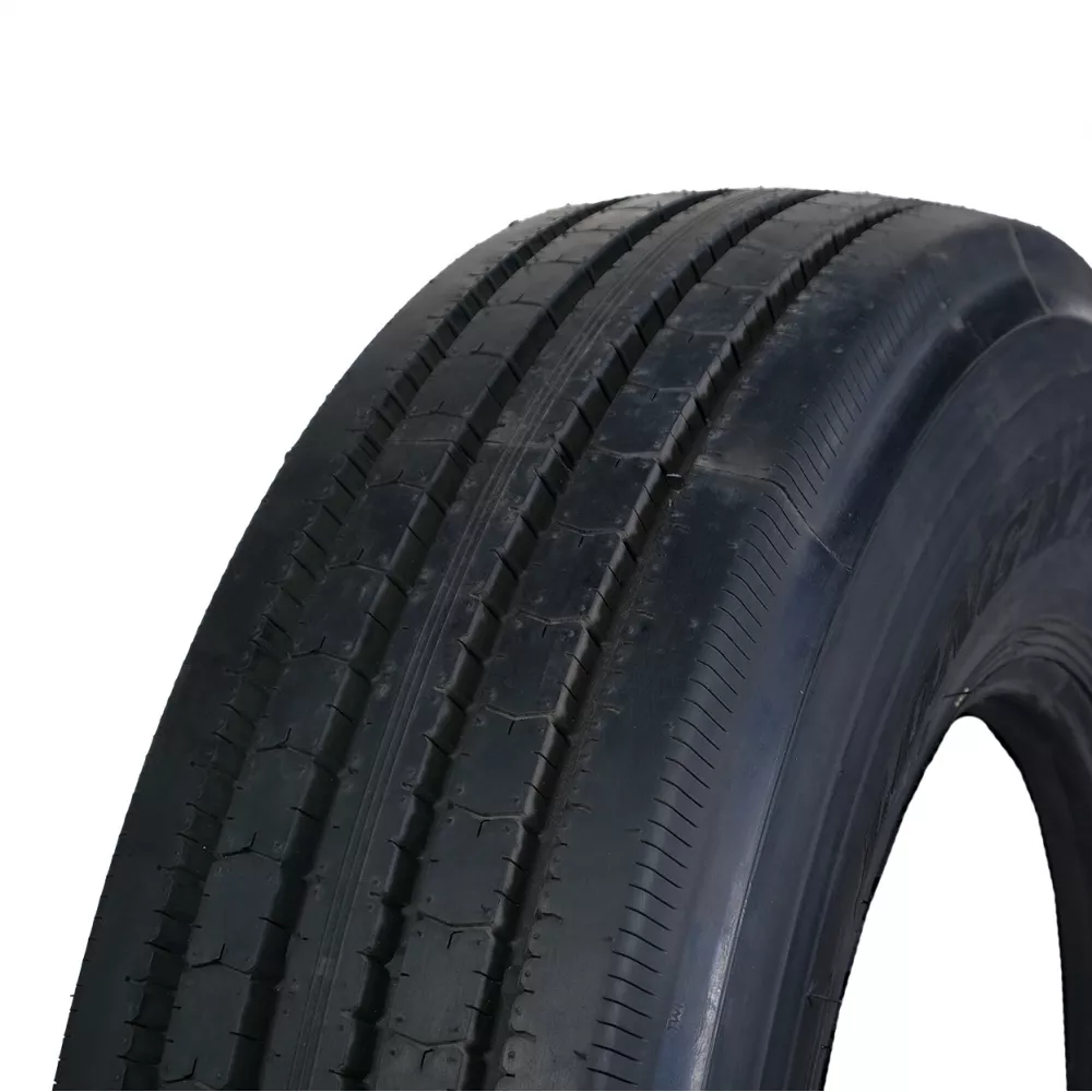 Грузовая шина 295/80 R22,5 Long March LM-216 18PR в Нижней Тавде