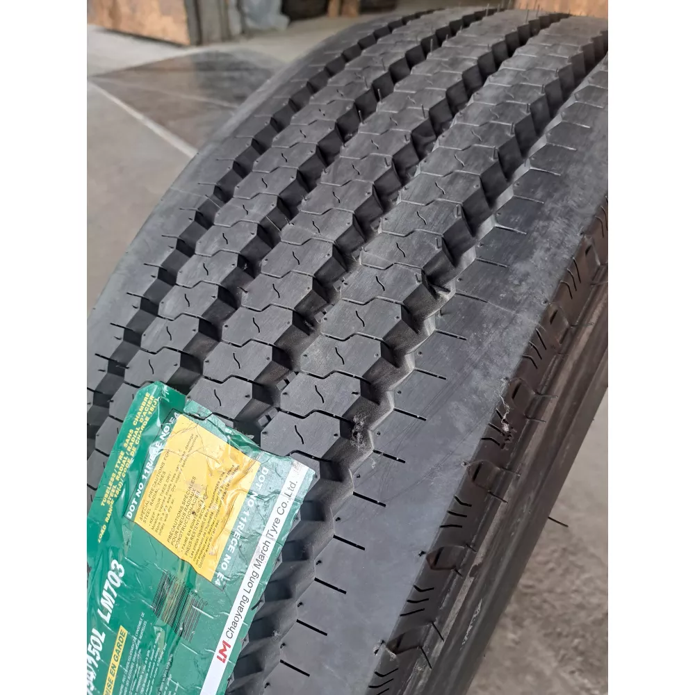 Грузовая шина 315/70 R22,5 Long March LM-703 18PR в Нижней Тавде