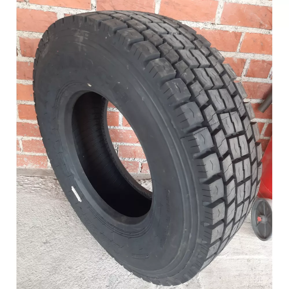 Грузовая шина 305/70 R19,5 Long March LM-329 18PR в Нижней Тавде